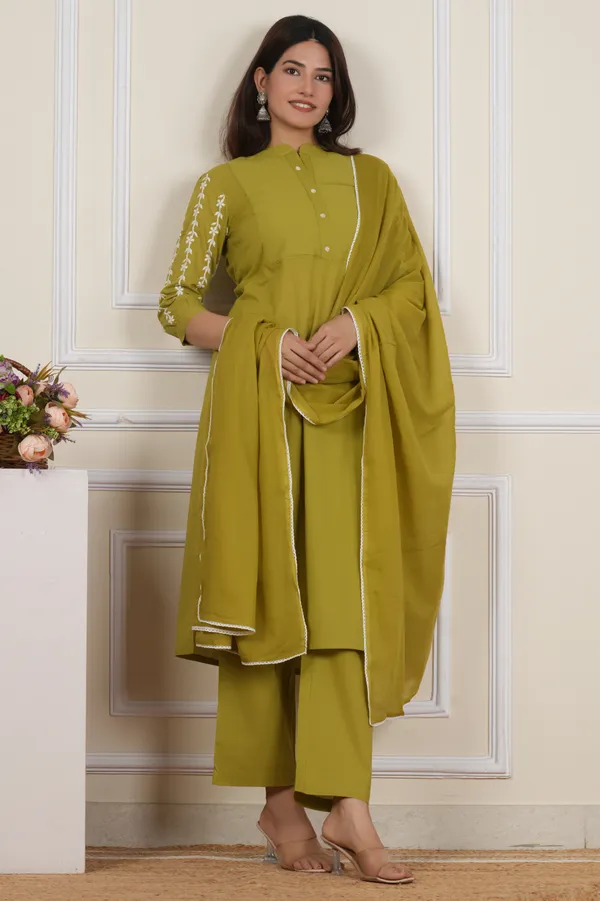 The_Tinge_parrot_green_Embroidered_Suit_Set_for_women