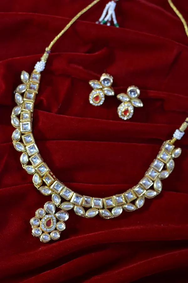 Gold_Vintage_Polki_Red_Accent_SquareCut_Necklace_Set_(Pack_Of_3)