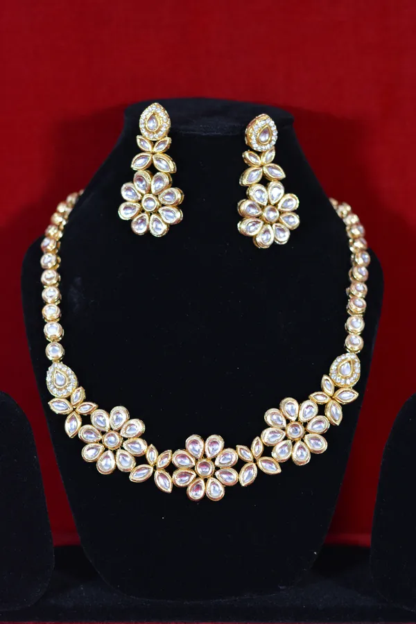 Gold_Kundan_Flower_Necklace_Set_Elegant_Bridal_Jewellery_(Pack_Of_3)