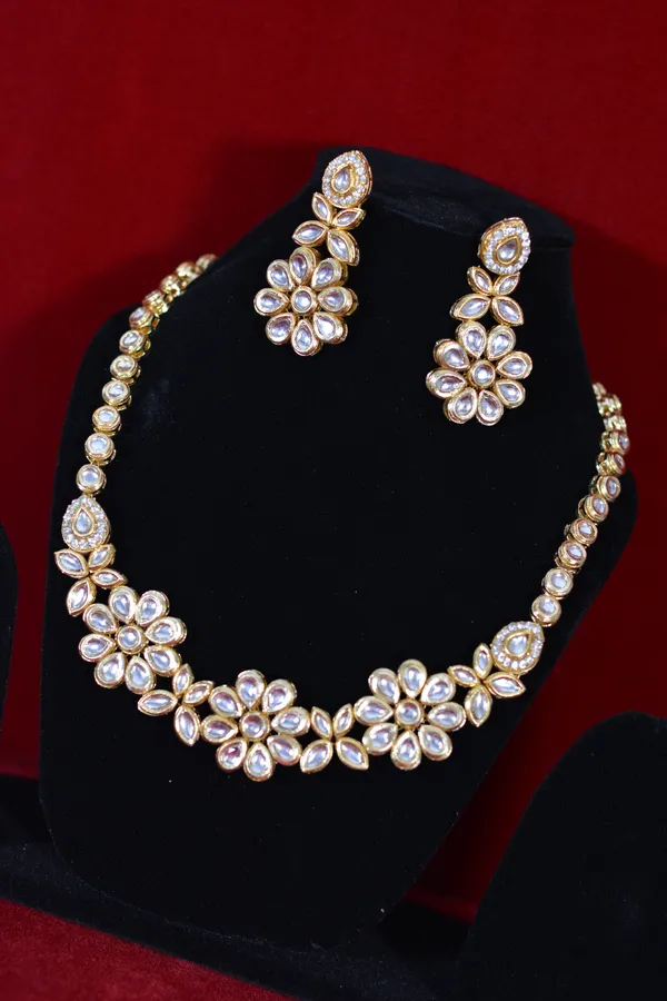 Gold_Kundan_Flower_Necklace_Set_Elegant_Bridal_Jewellery_(Pack_Of_3)