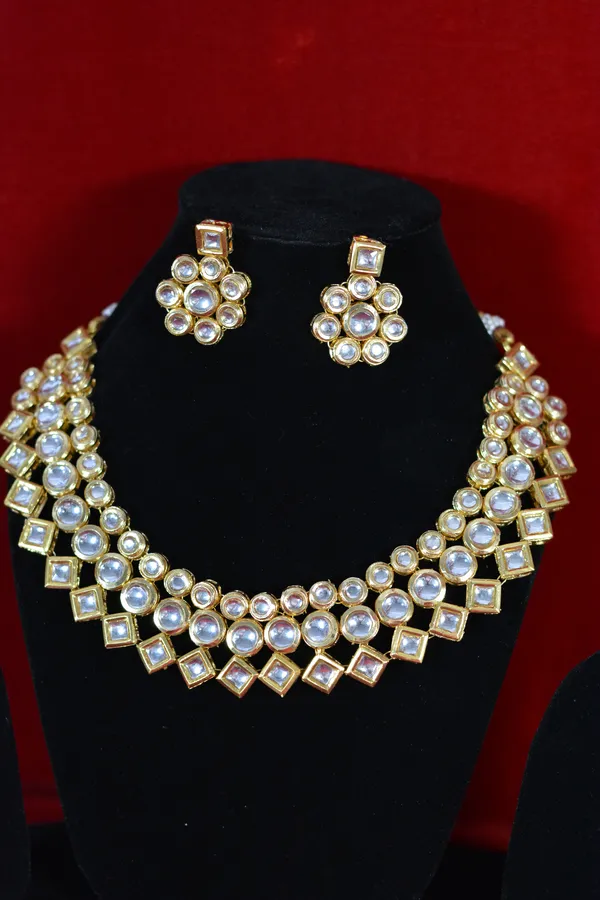 Gold_Premium_Kundan_Necklace_And_Earrings_Set_With_Geometric_Design_(Pack_Of_3)
