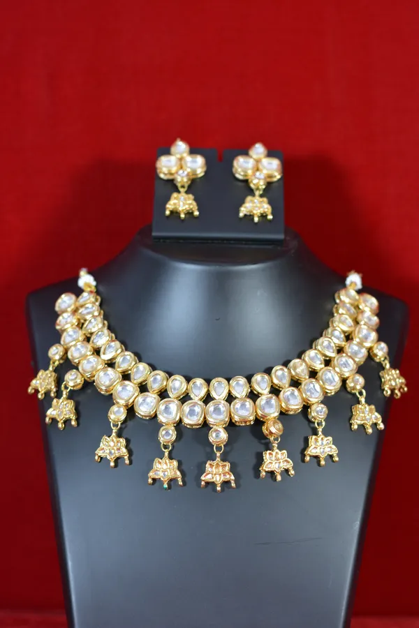 Gold_Traditional_Kundan_Necklace_Set_With_Elephant_Motif_Danglers_(Pack_Of_3)