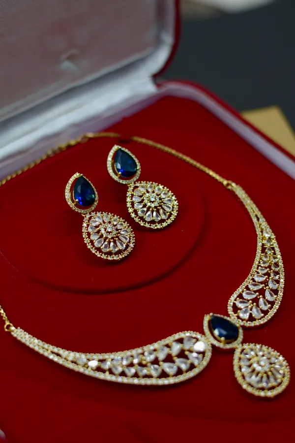 Navy_Blue_Pendant_Necklace_Set_For_Women_(Pack_Of_3)