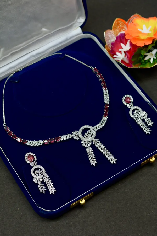 Ruby_Leaf_Motif_Necklace_Set_For_Women_(Pack_Of_3)