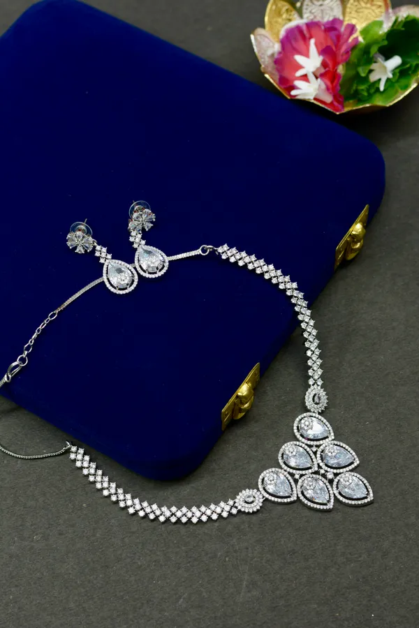 Classic_Diamond_Shape_Necklace_Set_For_Women_(Pack_Of_3)