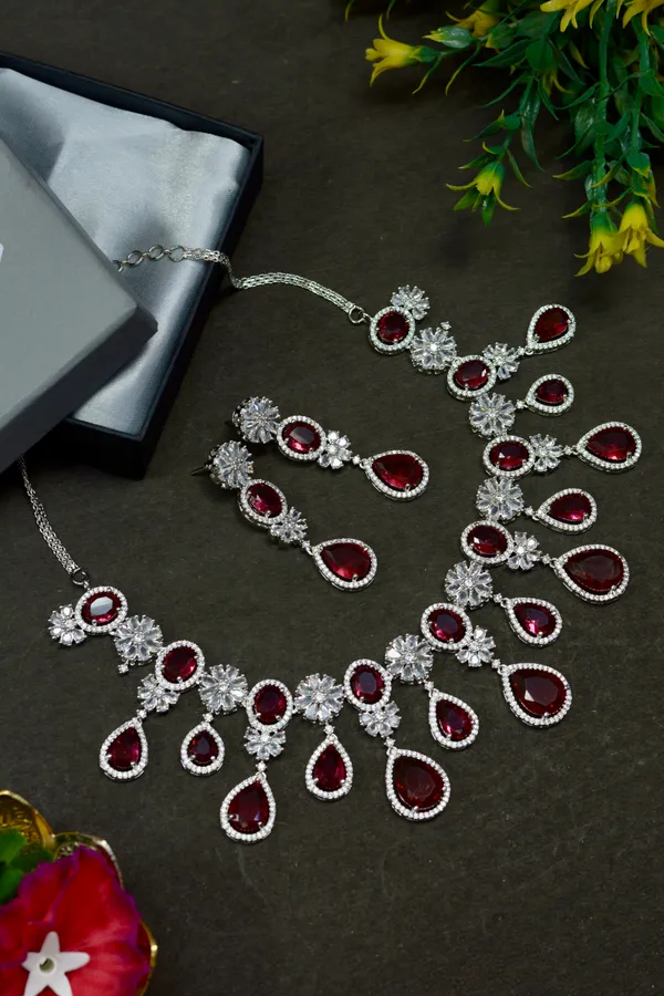 Luxury_Red_Marron_Stone_Designer_Necklace_For_Women_(Pack_Of_3)