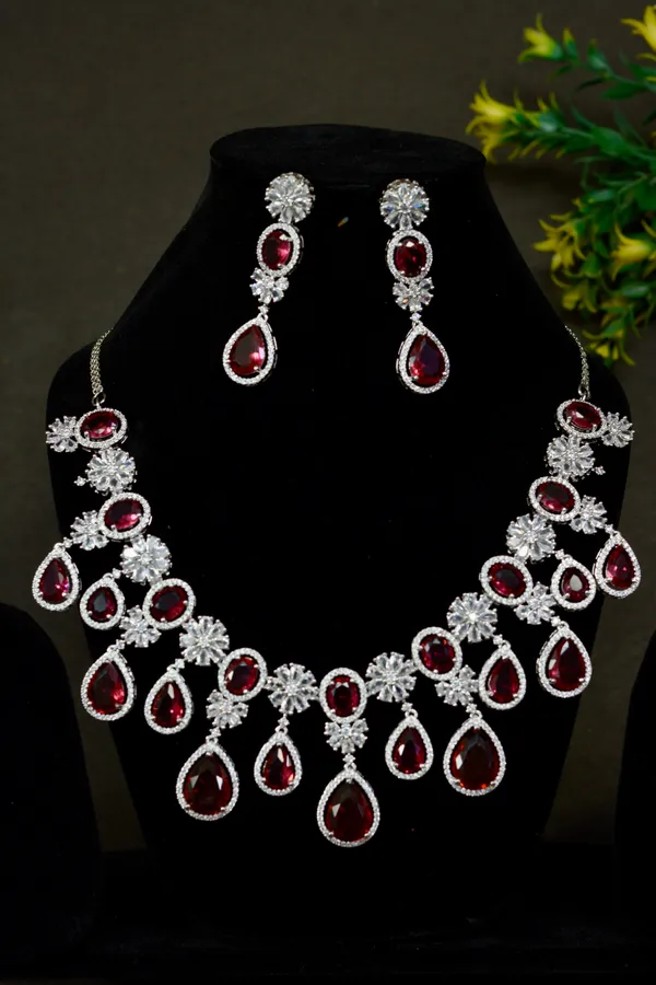 Luxury_Red_Marron_Stone_Designer_Necklace_For_Women_(Pack_Of_3)
