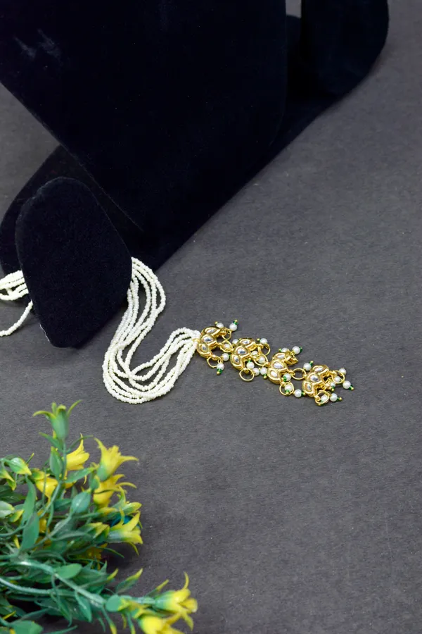 Pearl_Kundan_Long_Pendant_Necklace_For_Women_(Pack_Of_1)