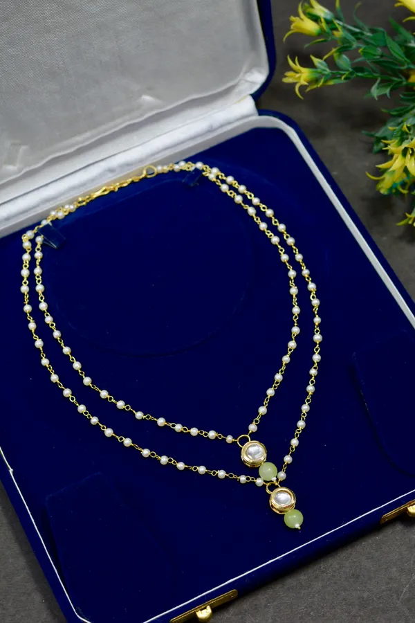 Classic_Kundan_Pearl_Pendant_Necklace_For_Women_(Pack_Of_1)