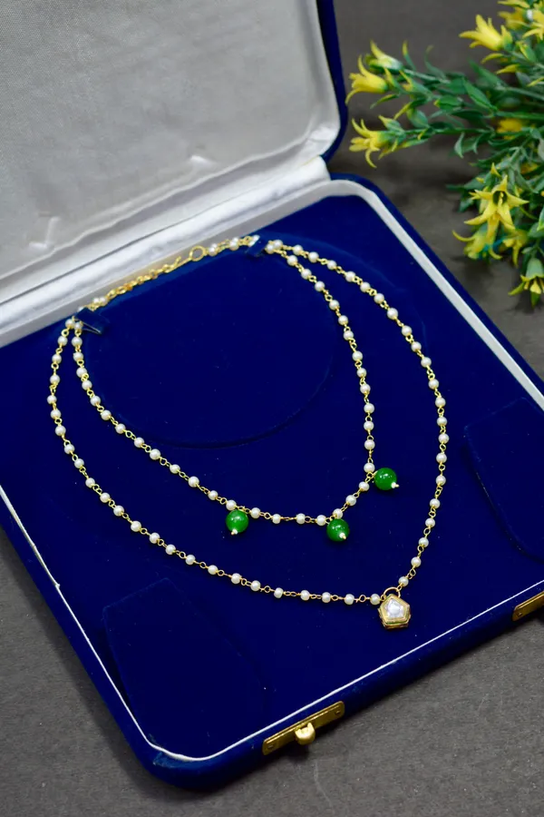 Minimal_Pearl_Chain_Pendant_kundan_Necklace_For_Women_(Pack_Of_1)