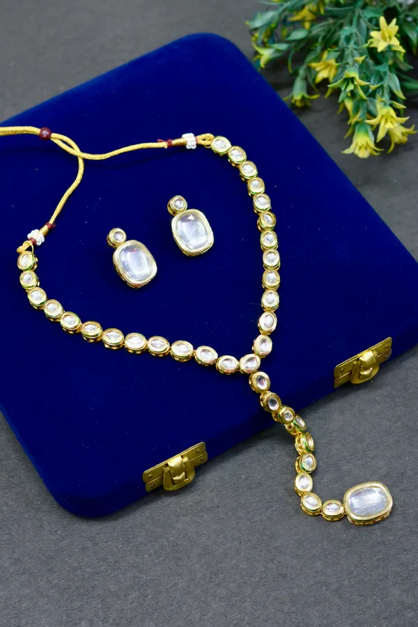 Kundan_Oval_Stone_Necklace_Set_For_Women_(Pack_Of_3)