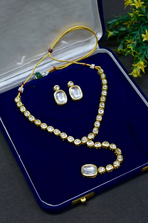 Kundan_Oval_Stone_Necklace_Set_For_Women_(Pack_Of_3)