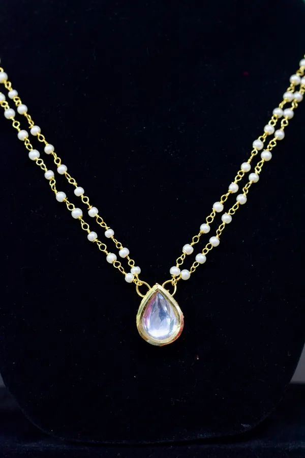 Teardrop_Kundan_Pearl_Necklace_For_Women_(Pack_Of_1)