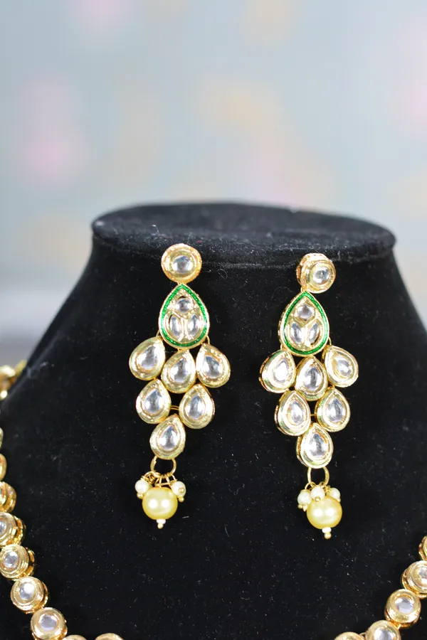 Gold_Royal_Blue_Centerpiece_Kundan_Jewelry_Set_(Pack_Of_4)