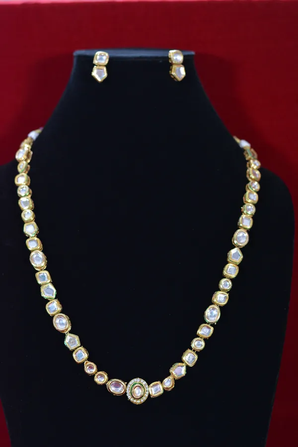 Gold_Kundan_Choker_Necklace_Set_(Pack_Of_3)