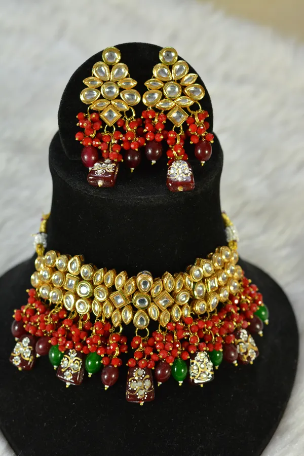 Red_Beaded_Heavy_Kundan_Party_Choker_Set_(Pack_Of_3)