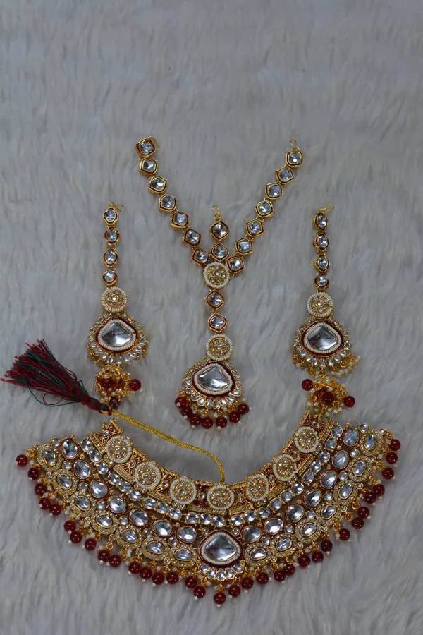 Gold_Heavy_Red_Stone_Kundan_Bridal_Necklace_Set_(Pack_Of_4)