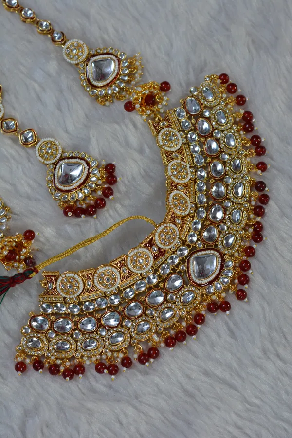 Gold_Heavy_Red_Stone_Kundan_Bridal_Necklace_Set_(Pack_Of_4)