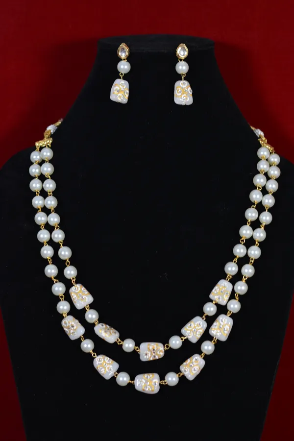 Gold_Elegant_White_Beaded_Kundan_Necklace_Set_(Pack_Of_3)
