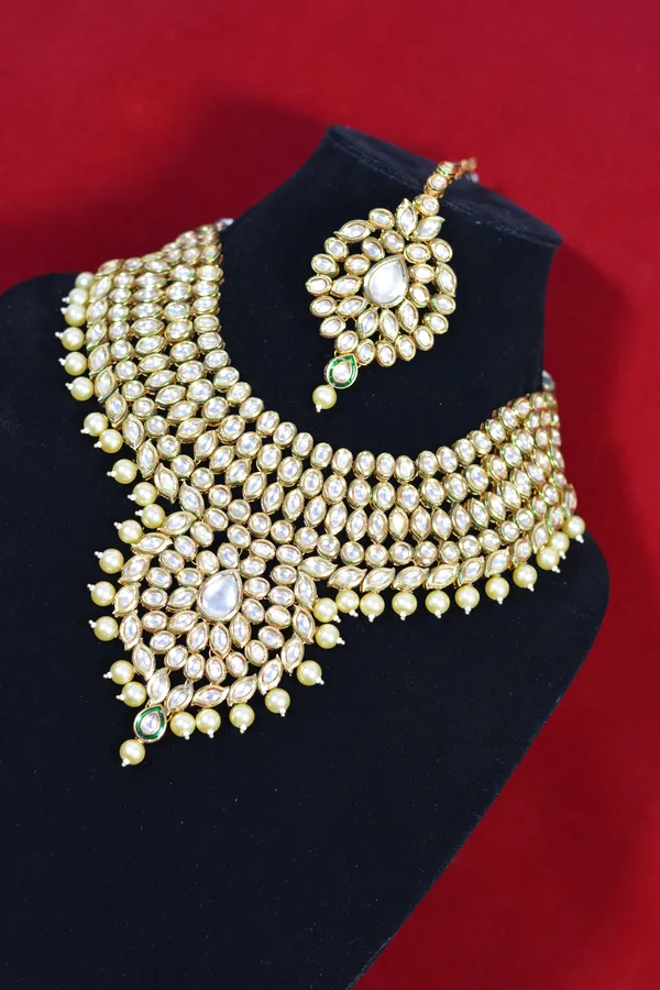 Royal_Gold_Pearl_Kundan_Necklace_Set_(Pack_Of_4)