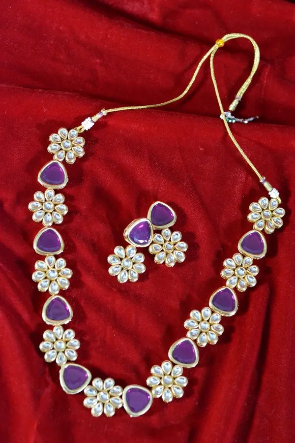 Royal_Purple_Kundan_Flower_Necklace_Set_(Pack_Of_3)