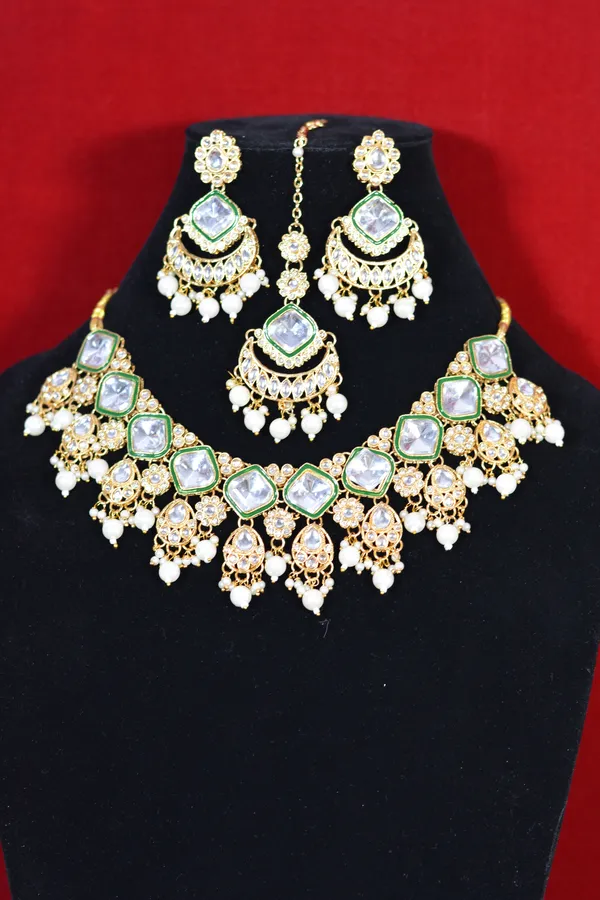 Gold_Traditional_Kundan_Necklace_Set_With_Pearl_Drops_(Pack_Of_4)