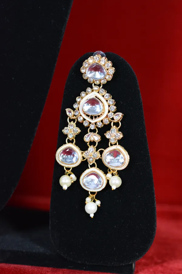 Gold_Multilayer_Round_Kundan_Necklace_Set_With_Pearls_(Pack_Of_4)