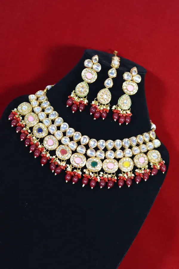 Red_Premium_Multicolor_Kundan_Choker_Set_(Pack_Of_4)
