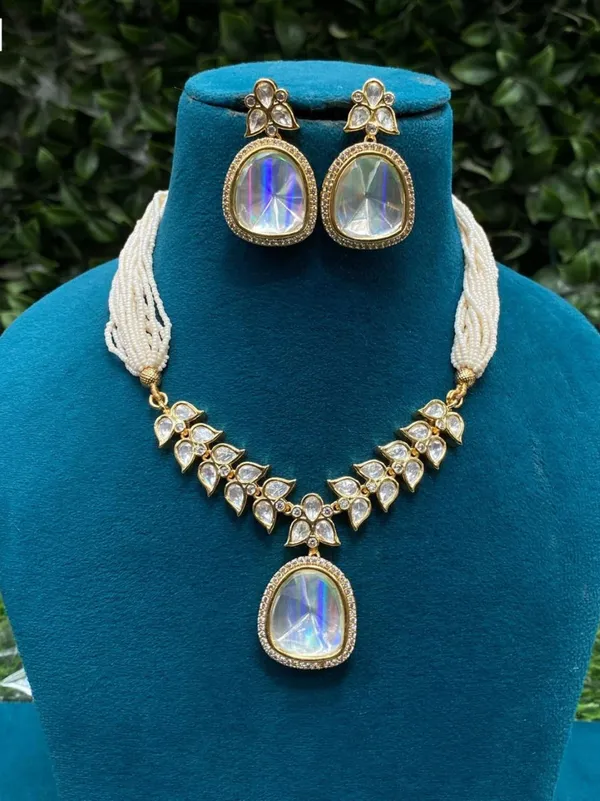 SAMIRA_AURA_KUNDAN_SET