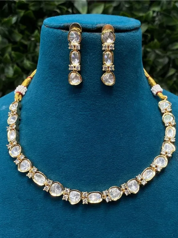 NAIRA_MOISSANITE_KUNDAN_CHOKER_SET