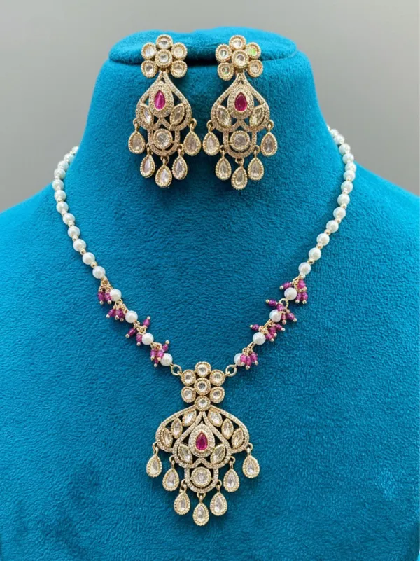 Pink_Brass_Anisha_Pearl_Kundan_Necklace_Set_For_Women