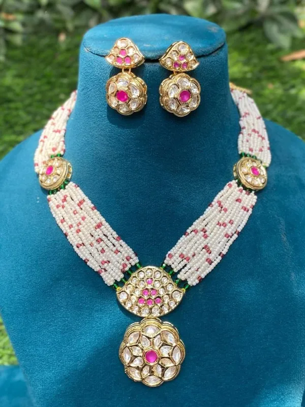 MEERA_RUBY_PEARL_KUNDAN_NECKLACE_SET
