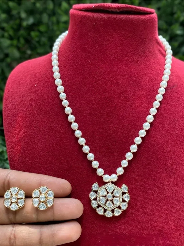 ARVI_MOISSANITE_PEARL_NECKLACE_SET