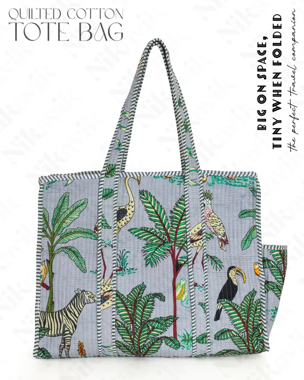 Grey_Cotton_Premium_&_Elegant_Hand_Block_Print_Quilted_Tote_Bag_With_3_Pouches_Set_For_Women_(Set_Of_4)