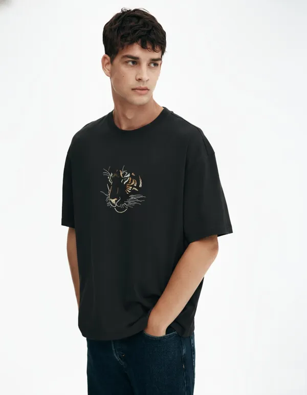 Black_Premium_Cotton_Oversized_T-Shirt_For_Men