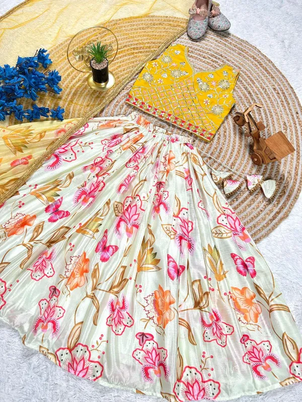 Yellow_Georgette_Lehenga_Choli_For_Girls