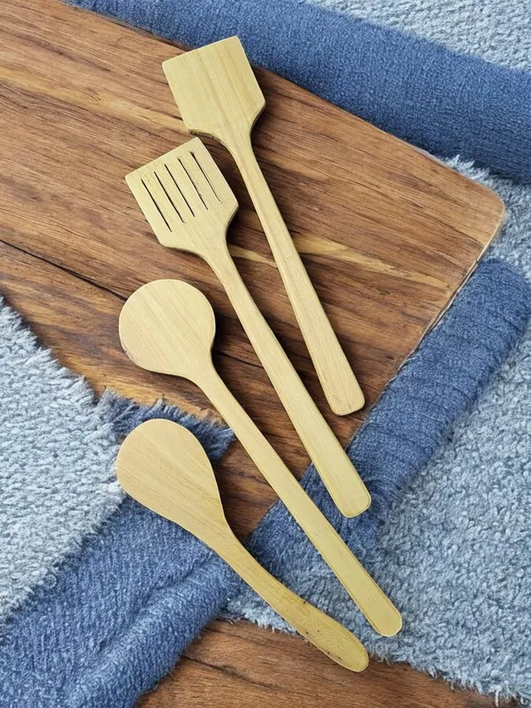 Natural_Brown_Wooden_Kitchen_Utensil_Set,_4_Pieces,_Cooking_Spoons_And_Spatula
