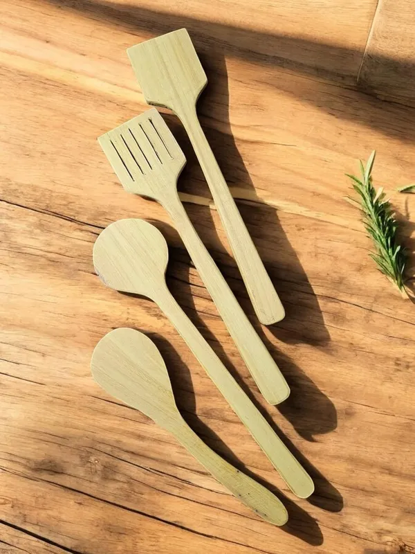 Natural_Brown_Wooden_Kitchen_Utensil_Set,_4_Pieces,_Cooking_Spoons_And_Spatula