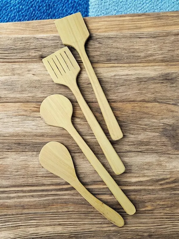Natural_Brown_Wooden_Kitchen_Utensil_Set,_4_Pieces,_Cooking_Spoons_And_Spatula