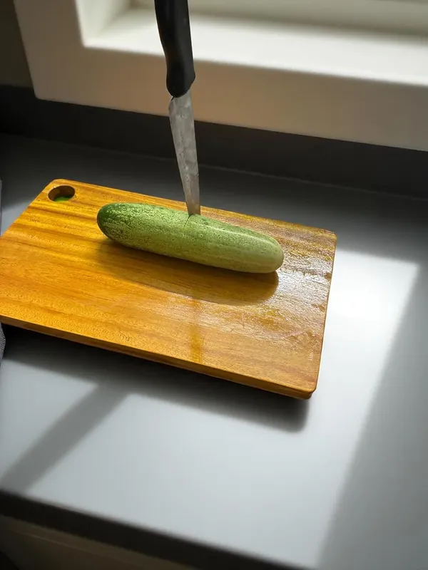 Natural_Brown_Premium_Jackfruit_Wood_Cutting_Board,_40.6_X22.9X1.27_Cm,_Jackfruit_Wood,_Kitchen_Chopping_Board_With_Hanging_Hole