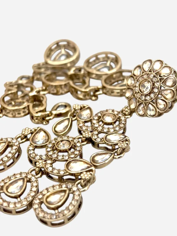 Traditional_Gold-Plated_Shadow_Kundan_Chandelier_Earrings.