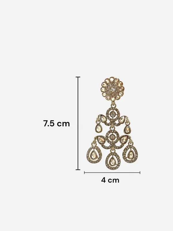 Traditional_Gold-Plated_Shadow_Kundan_Chandelier_Earrings.