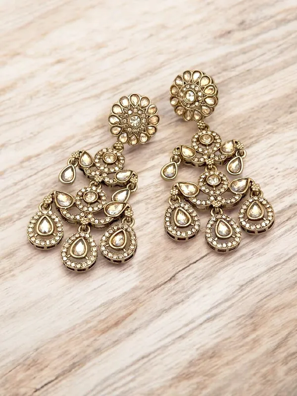 Traditional_Gold-Plated_Shadow_Kundan_Chandelier_Earrings.