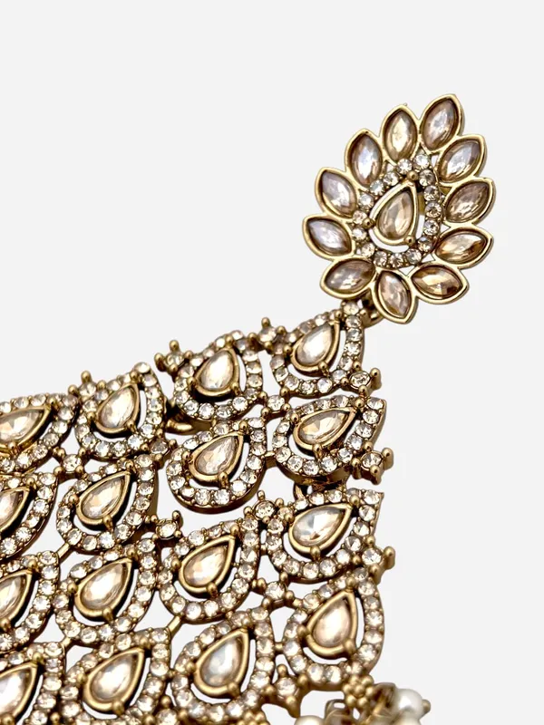 Gold-Plated_Traditional_Kundan_&_Shadow_Stone_Chandelier_Dangle_Earrings_For_Women