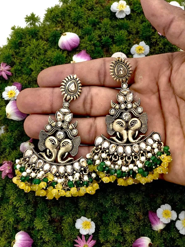 Gold_Matt_Yellow_Toned_With_Fancy_Long_Fitting_Shadow_Stone_Added_Gorgeous_Chandbali_Earings_For_Women_And_Girls