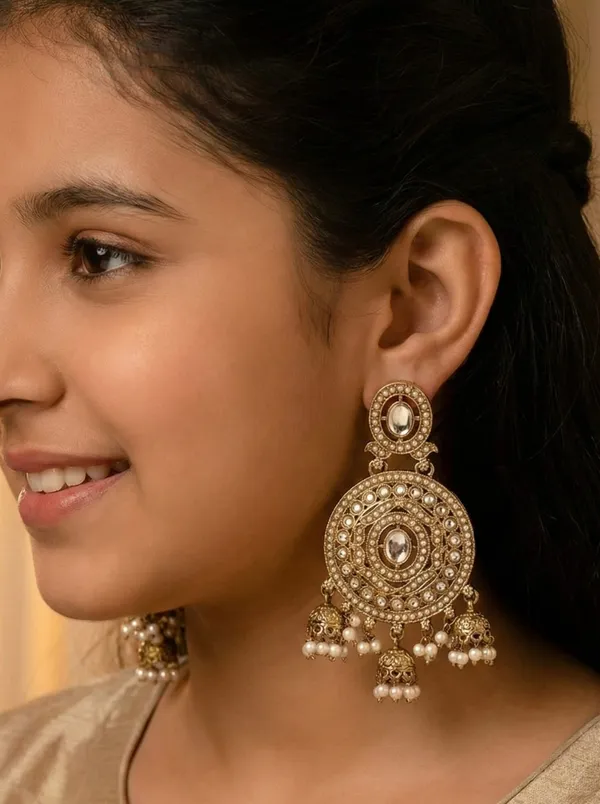 Gold-Plated_Kundan_&_Pearl_Beaded_Circular_Jhumka_Earrings