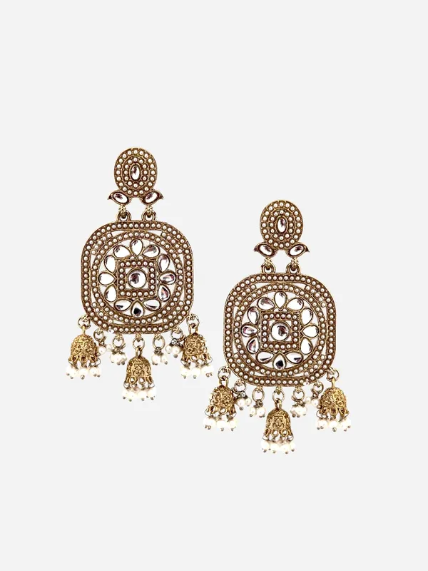 Gold-Plated_Kundan_&_Pearl_Beaded_rectangular_Jhumka_Earrings