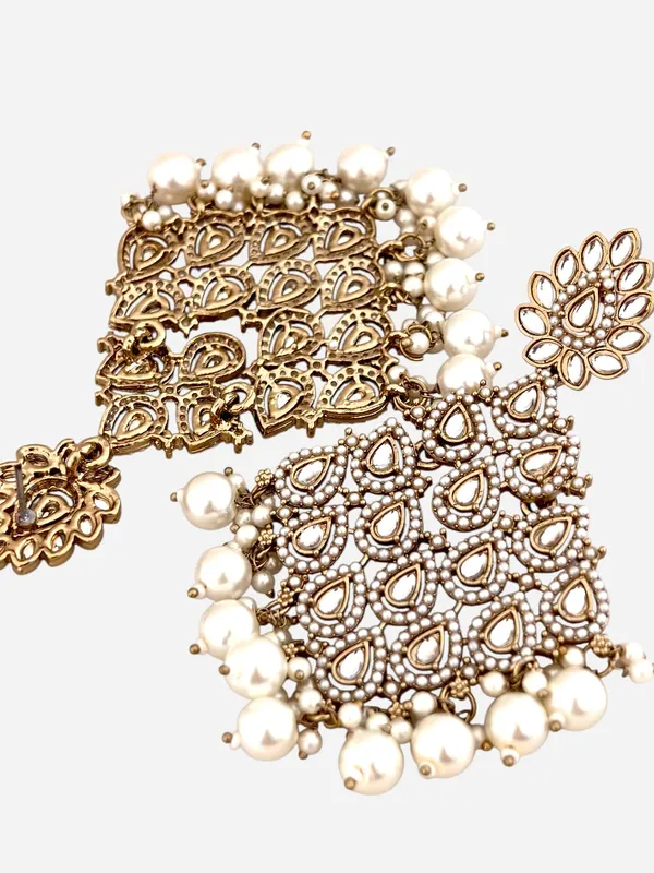 Traditional_Gold-Plated_Kundan_Chandelier_Earrings_with_Pearl_Drops