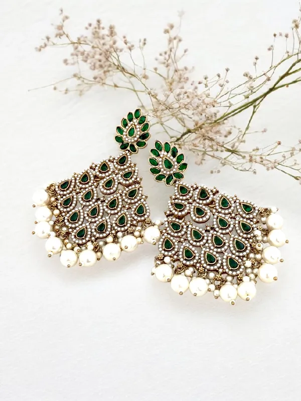 Traditional_Gold-Plated_Kundan_Chandelier_Earrings_with_Pearl_Drops