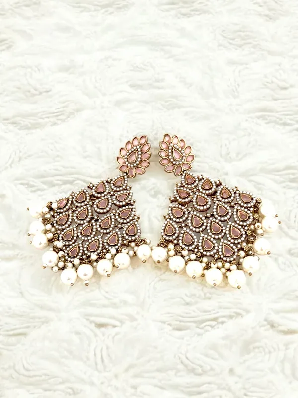 Traditional_Gold-Plated_Kundan_Chandelier_Earrings_with_Pearl_Drops